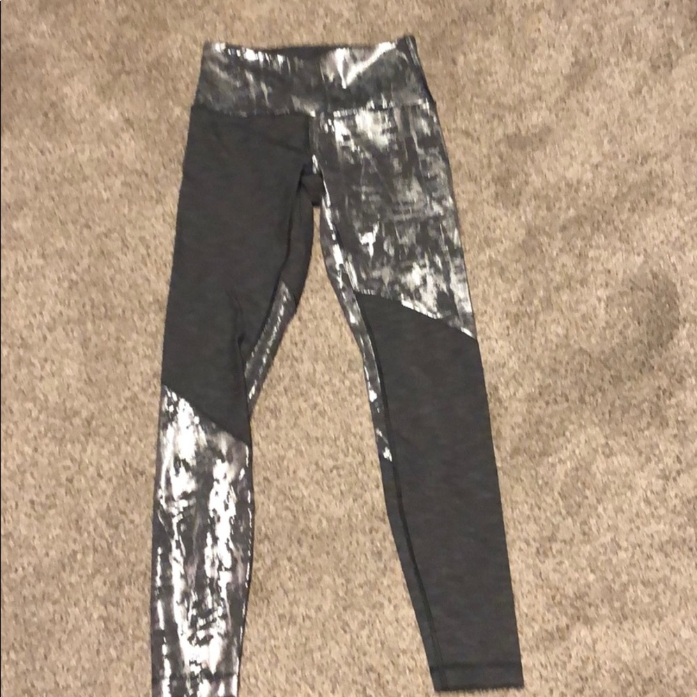 Lululemon workout tights